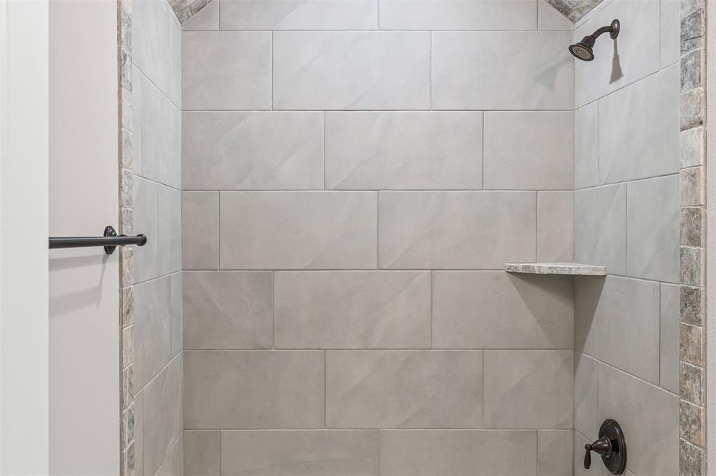 620 Jameson. Springtown, TX 76082