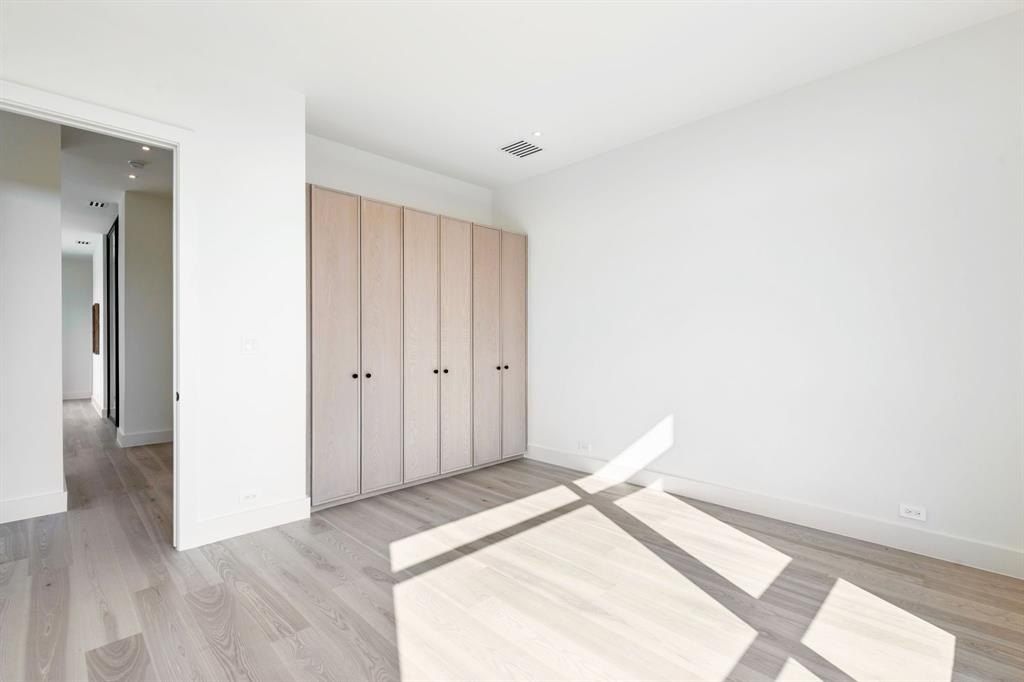 6801 Tyree Street. Dallas, TX 75209