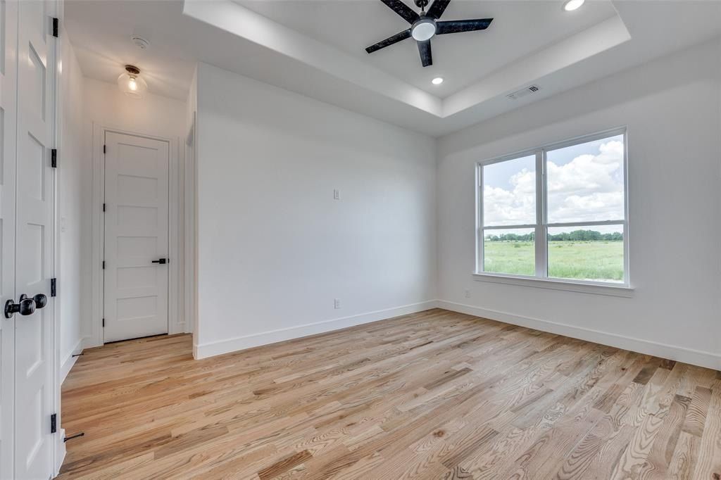 3063 Willow Road. Celeste, TX 75423