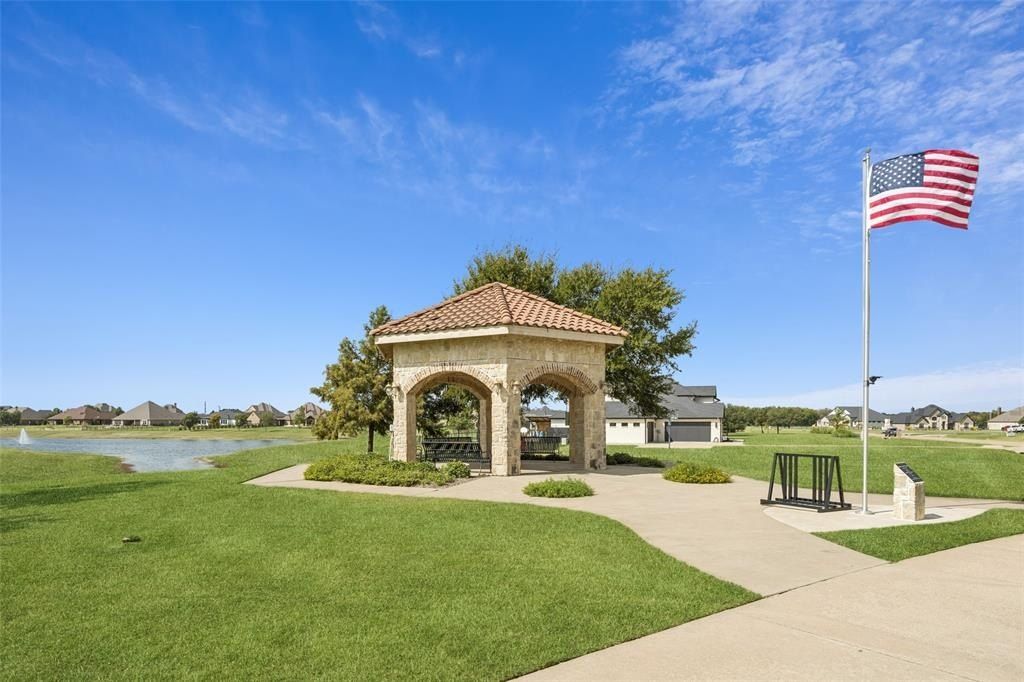 2625 Wincrest Drive. Rockwall, TX 75032