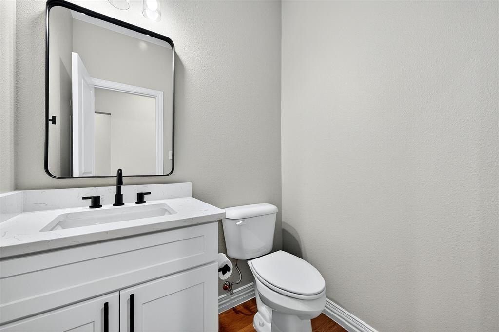 127 Graves Circle. Pottsboro, TX 75076