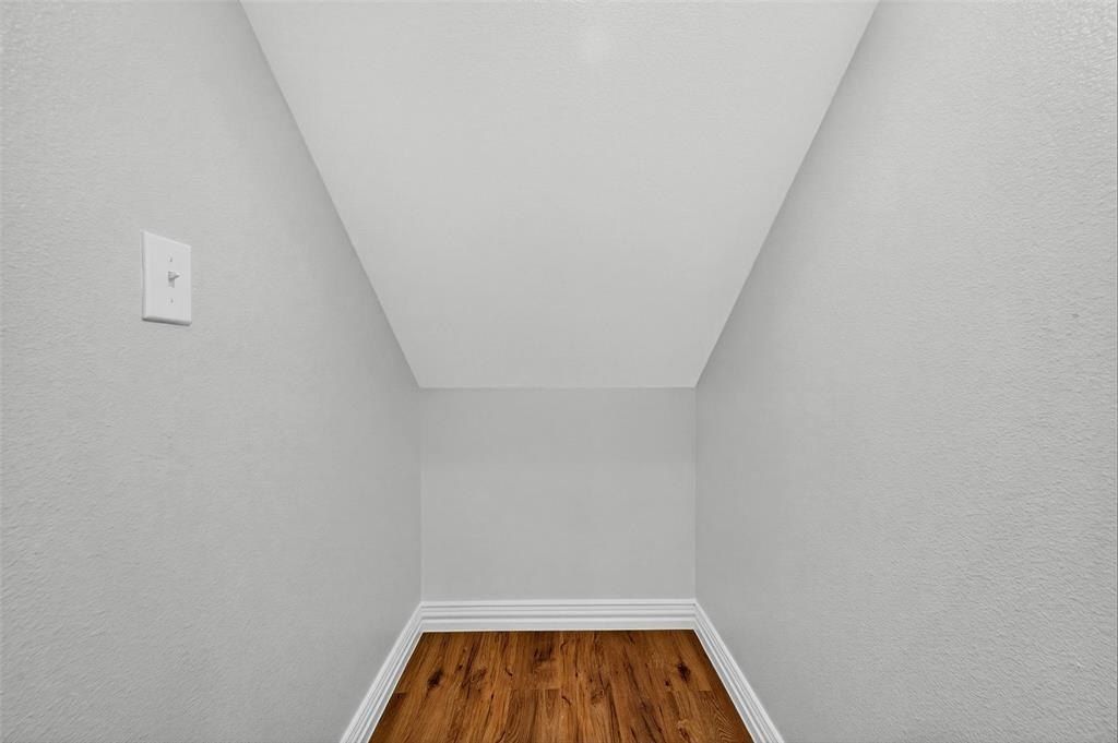 127 Graves Circle. Pottsboro, TX 75076