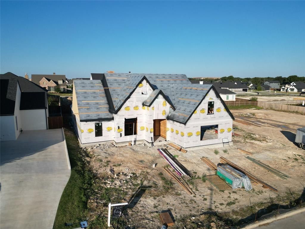 11010 Kings Canyon. Woodway, TX 76712