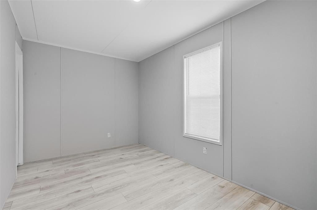 6303 N Oklahoma Trail. Granbury, TX 76048