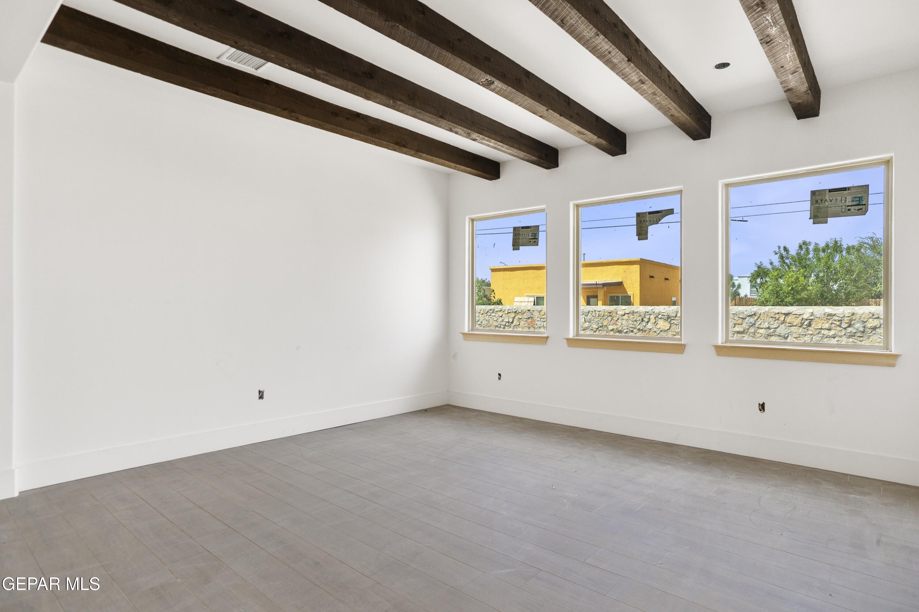 605 Bir Circle. El Paso, TX 79932