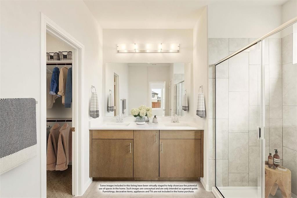 2814 Ocean Drive. Lancaster, TX 75146