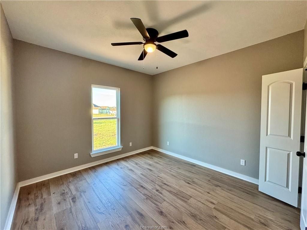 855 Mimosa Lane. Franklin, TX 77856