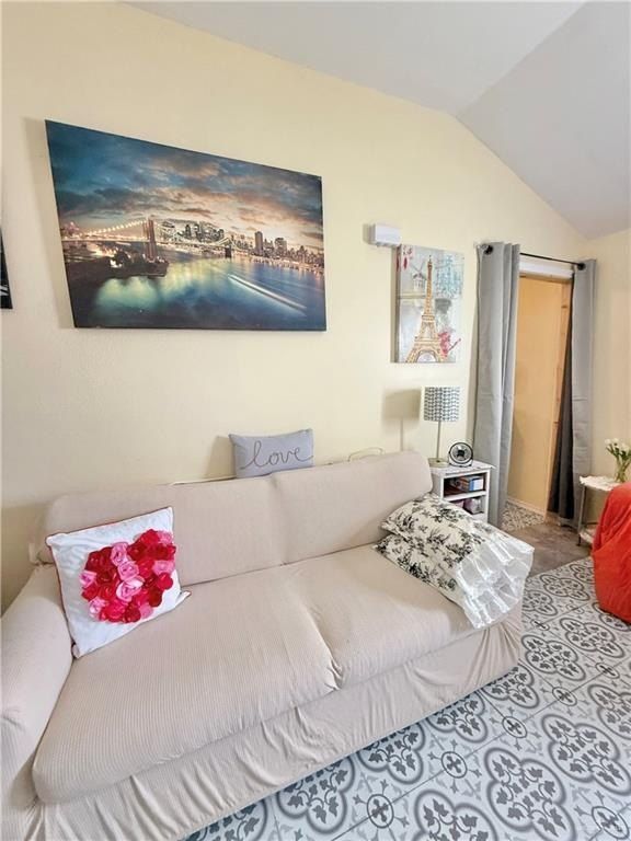 11845 Olive. Mercedes, TX 78570