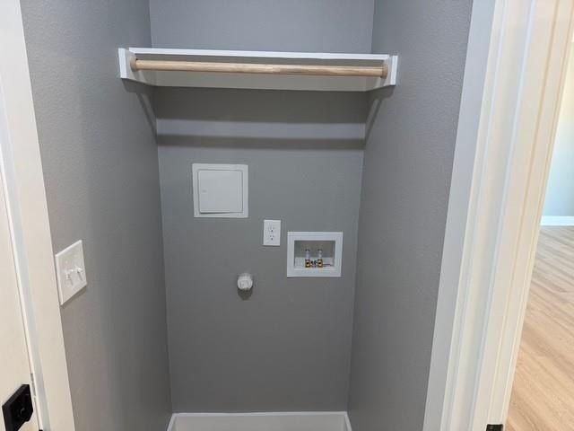 311 Garland Road. Bells, TX 75414