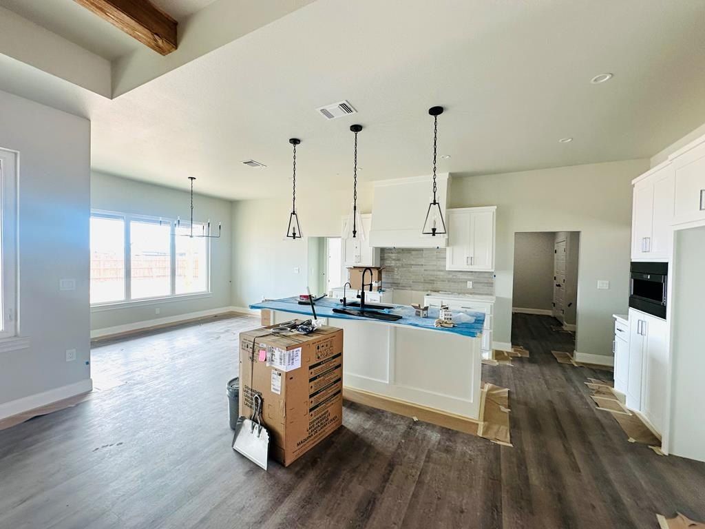 8421 Windmill Rd. San Angelo, TX 76905