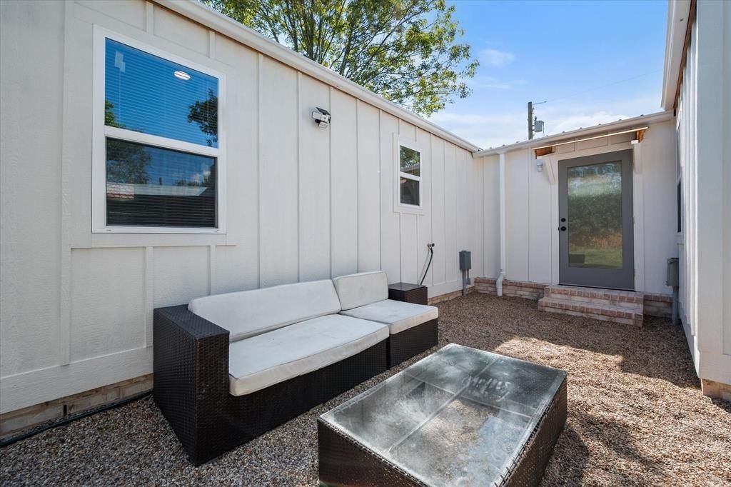 717 Alice Street. Mexia, TX 76667