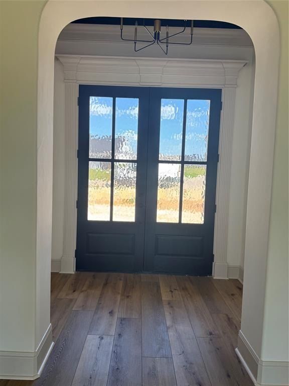 2117 Middlewood Circle. Granbury, TX 76049