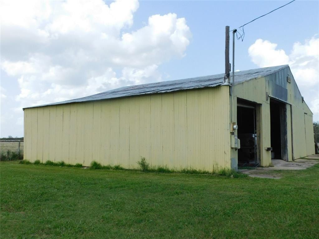 5085 Fm 73 W. Prairie Hill, TX 76678