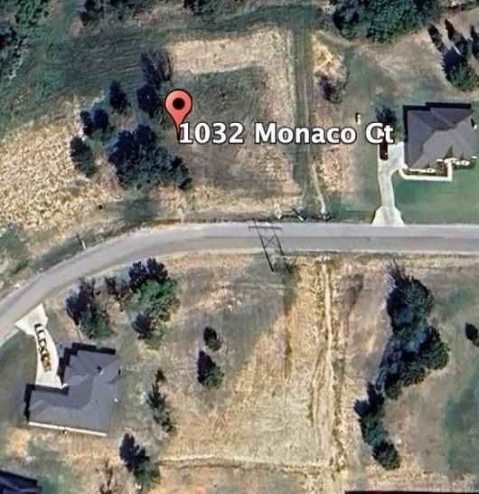 1032 Monaco Court. Springtown, TX 76082
