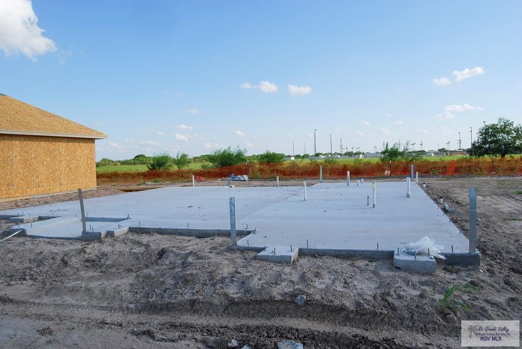 1393 Daytona Beach Ct. Brownsville, TX 78521