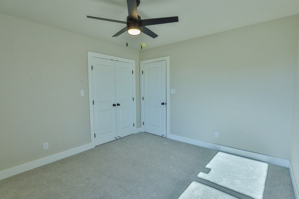 1611 Quanah Parker St. Plains, TX 79355