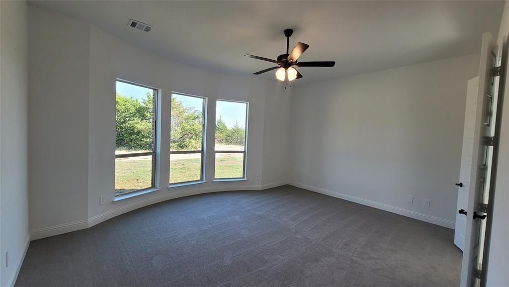 6851 Hayes Road. Midlothian, TX 76065