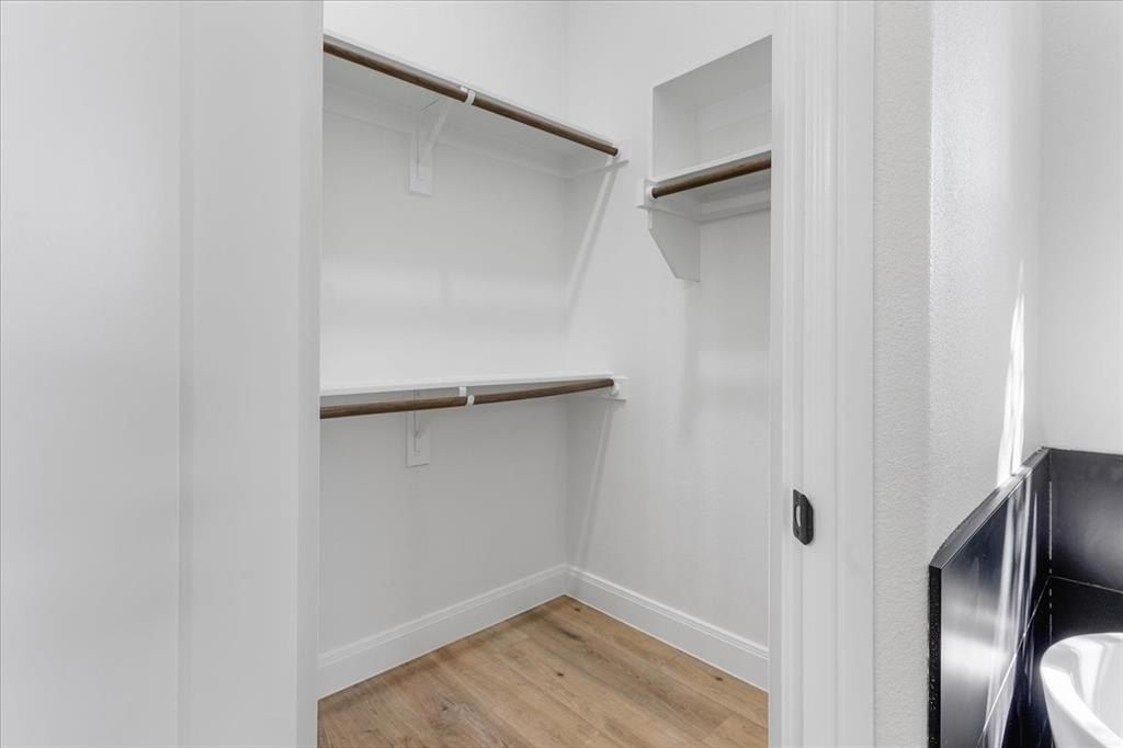 4715 Ramey Avenue. Fort Worth, TX 76105