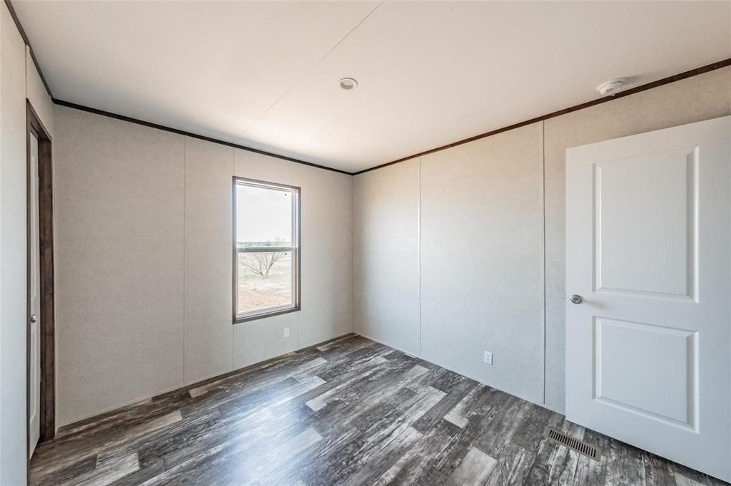 4670 Lonestar Road. Poolville, TX 76487