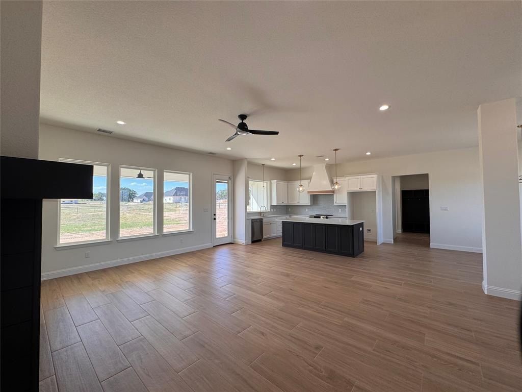 1033 Arbor Vista Drive. Boyd, TX 76023