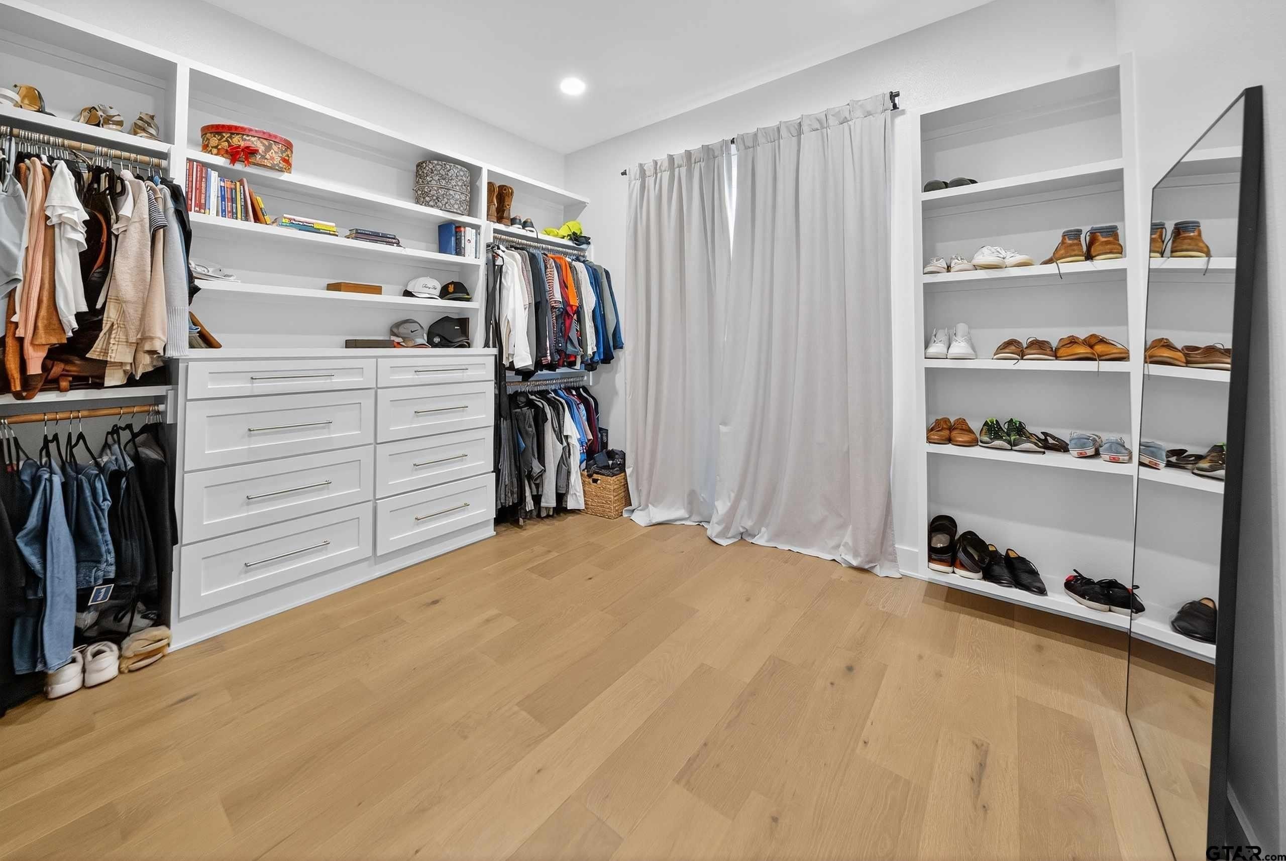 19778 Cr 444. Lindale, TX 75771