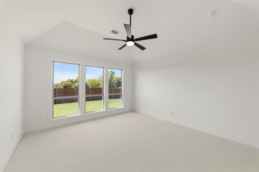 1708 Possum Fire Trail. Mesquite, TX 75181