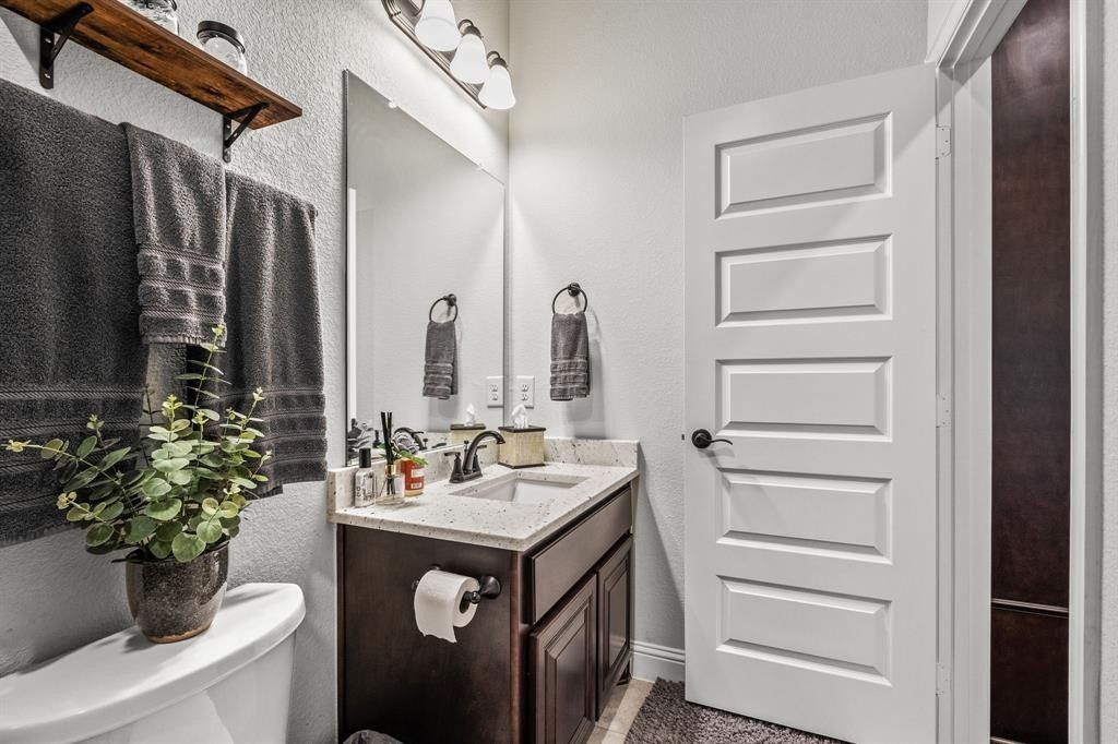 8701 County Road 502. Blue Ridge, TX 75424