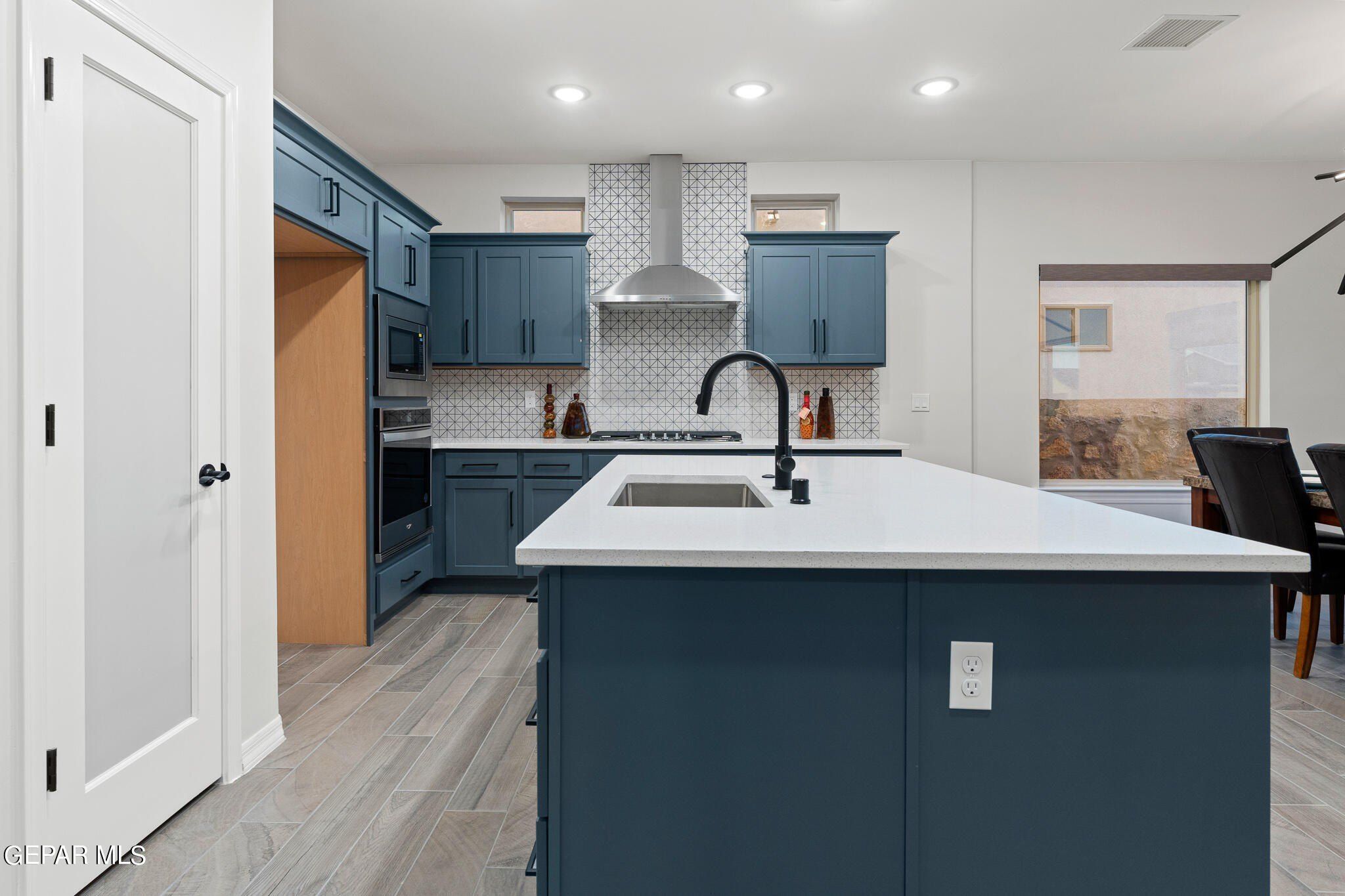 2520 Sammy Cervantes Street. El Paso, TX 79938