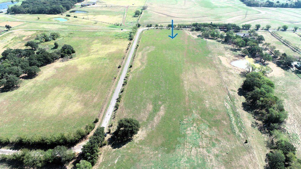 0 Vzcr 2702. Mabank, TX 75147