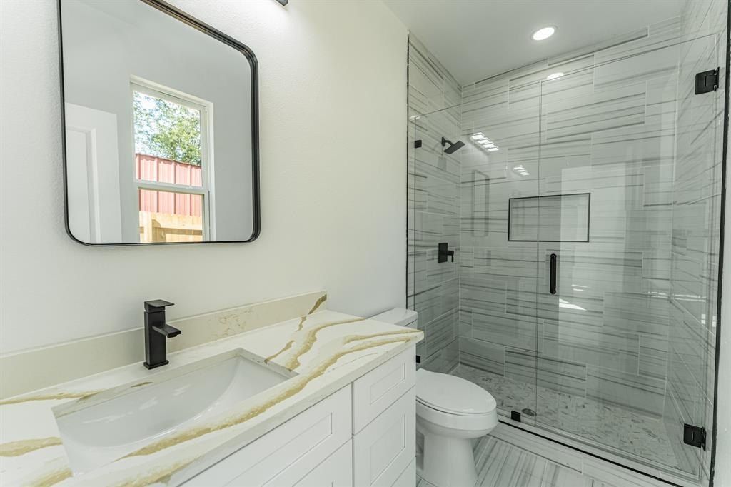 206 Ross Street W. Sulphur Springs, TX 75482