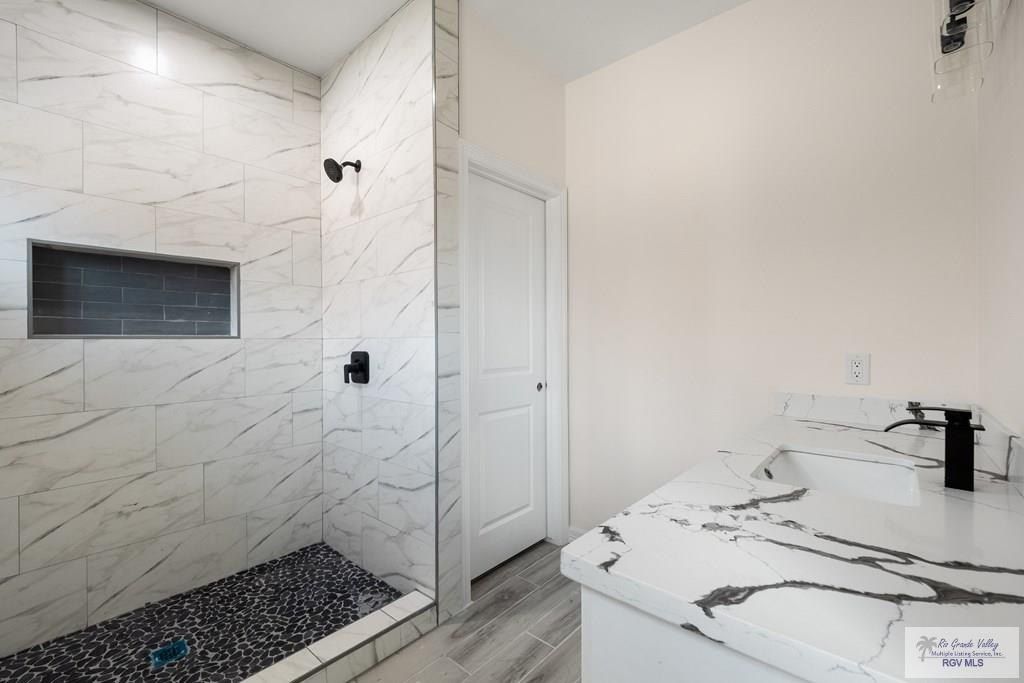 2230 Cabo Dr. Los Fresnos, TX 78566