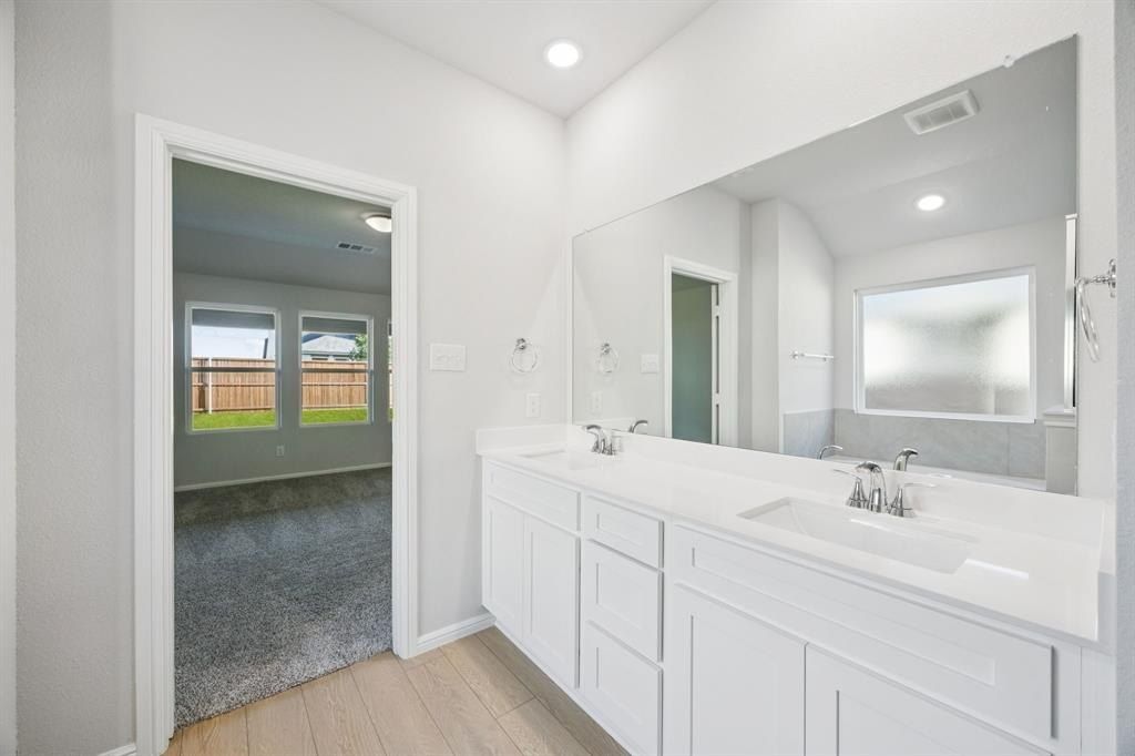 1149 Bermuda Bend. Seagoville, TX 75159