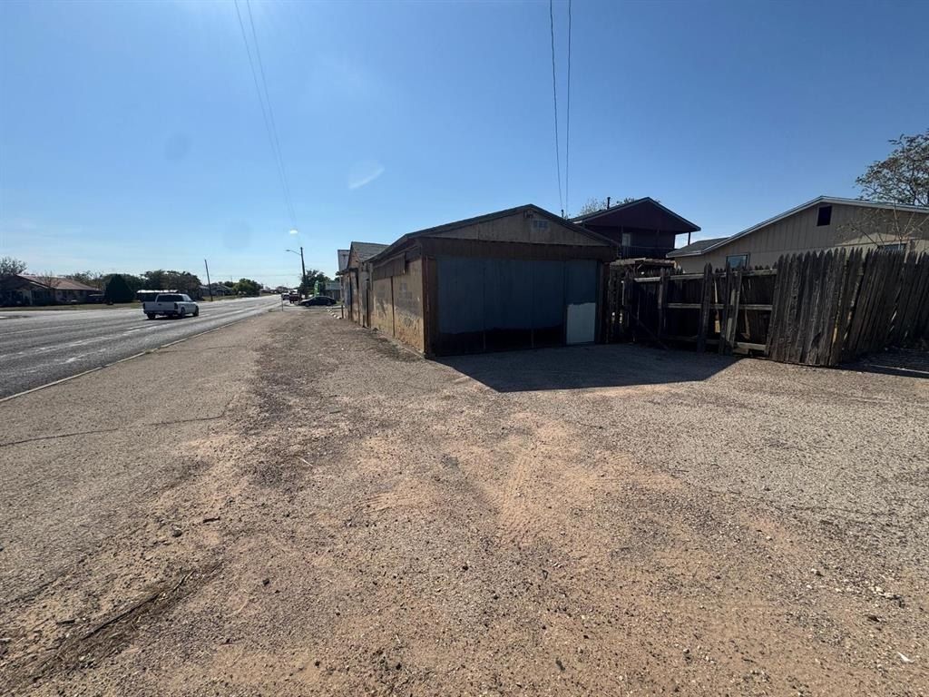 1310 W 8Th Street. Odessa, TX 79763