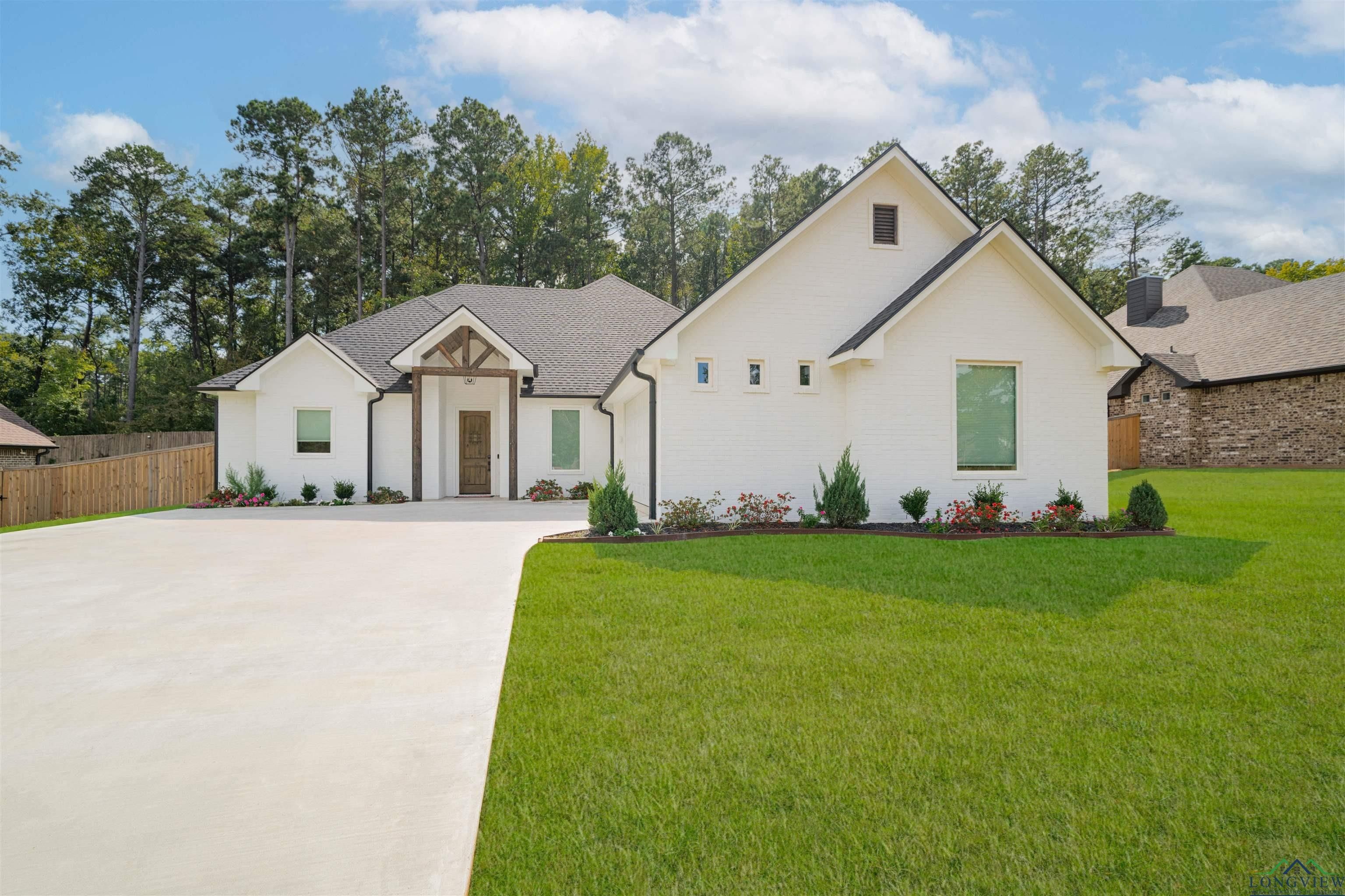 313 Saddle Brook Drive. Hallsville, TX 75650