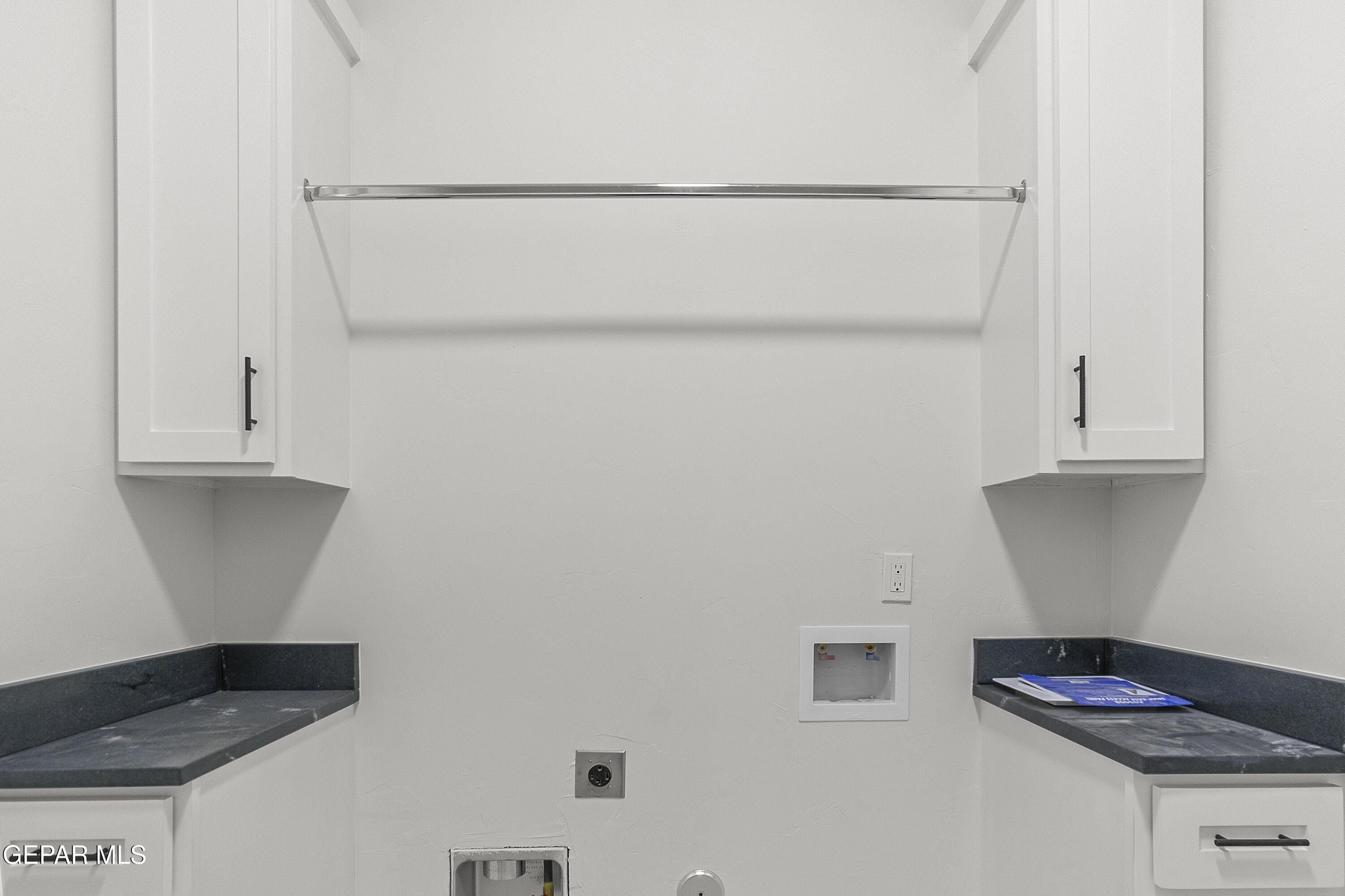 5833 Mara Place. El Paso, TX 79932