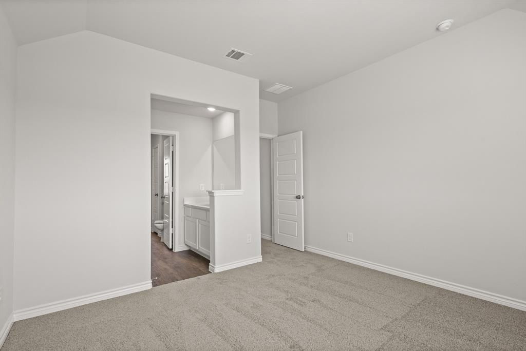 6909 Night Owl Lane. Fort Worth, TX 76036