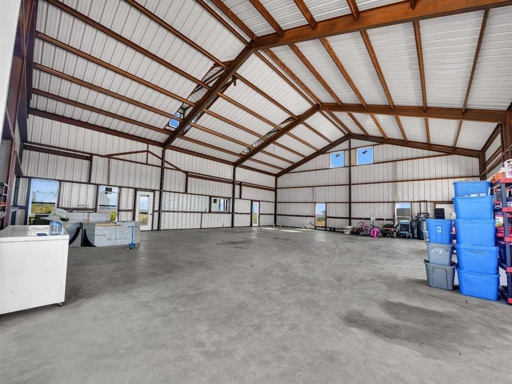 467 Weatherby Way. Santo, TX 76472