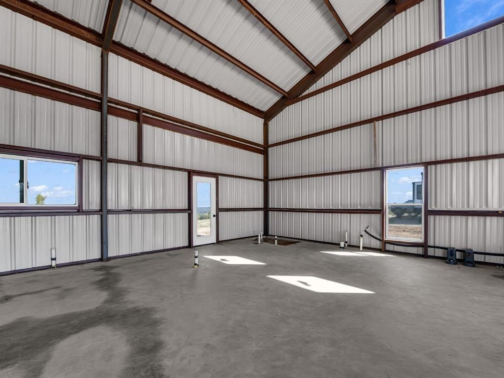 467 Weatherby Way. Santo, TX 76472