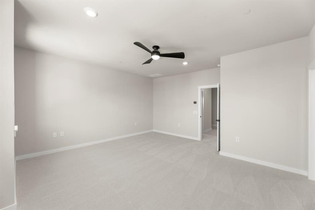 1225 Armstrong. The Colony, TX 75056