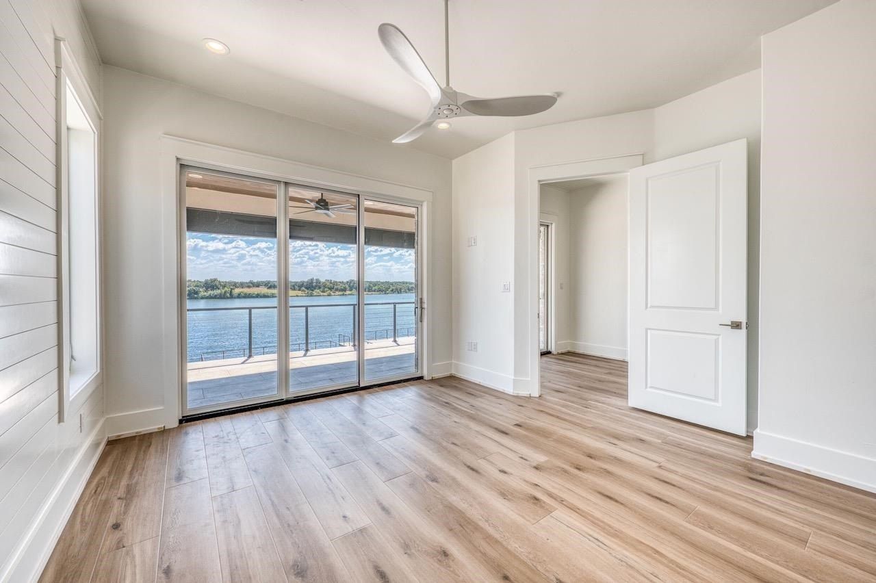 152 Riverfront Drive. Kingsland, TX 78639