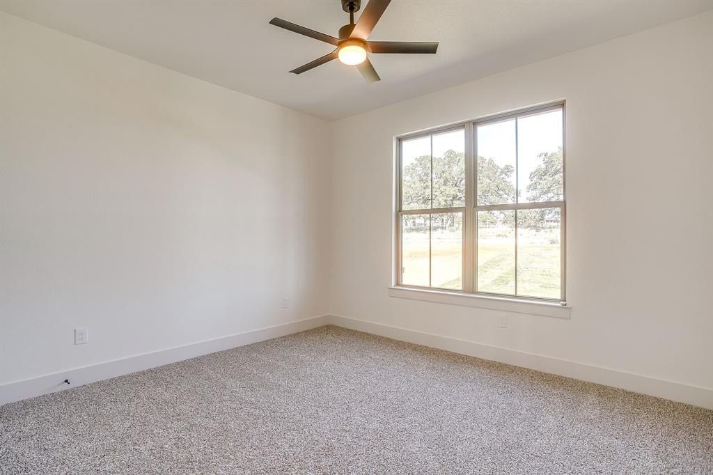 237 Kilkenny Road. Poolville, TX 76487