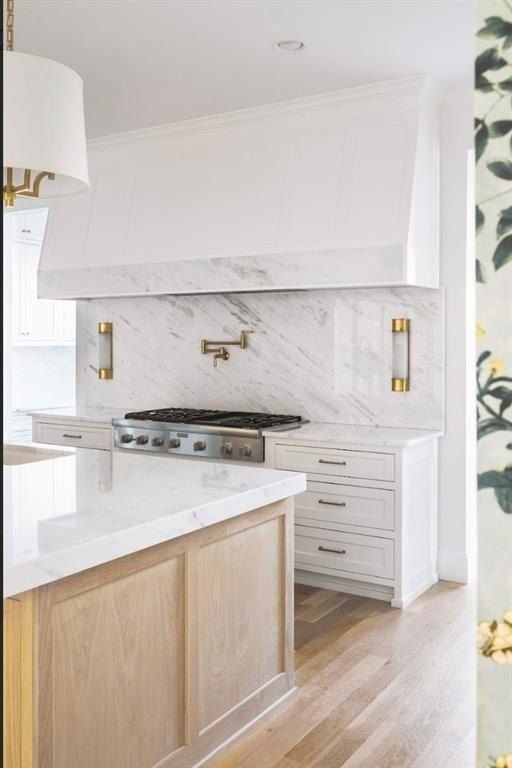 10128 Coppedge Lane. Dallas, TX 75229