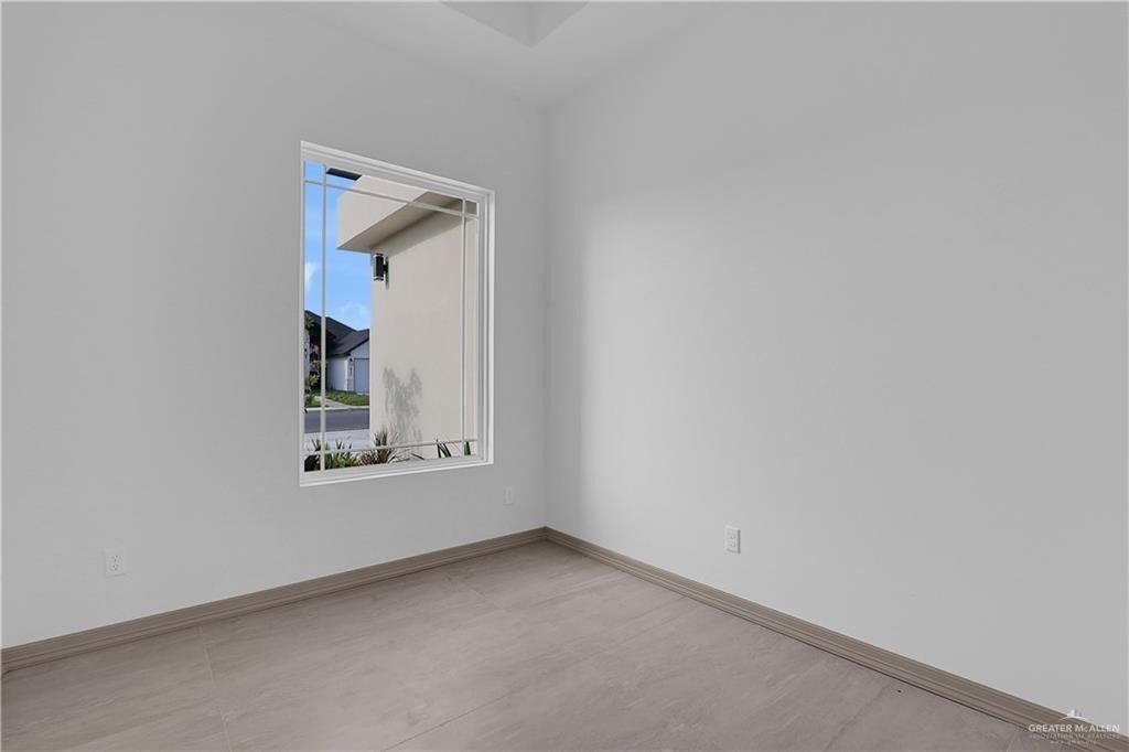 3916 Zenker Avenue. McAllen, TX 78504