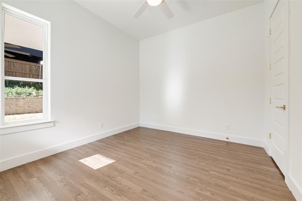 3143 Mcdermott Avenue. Dallas, TX 75215