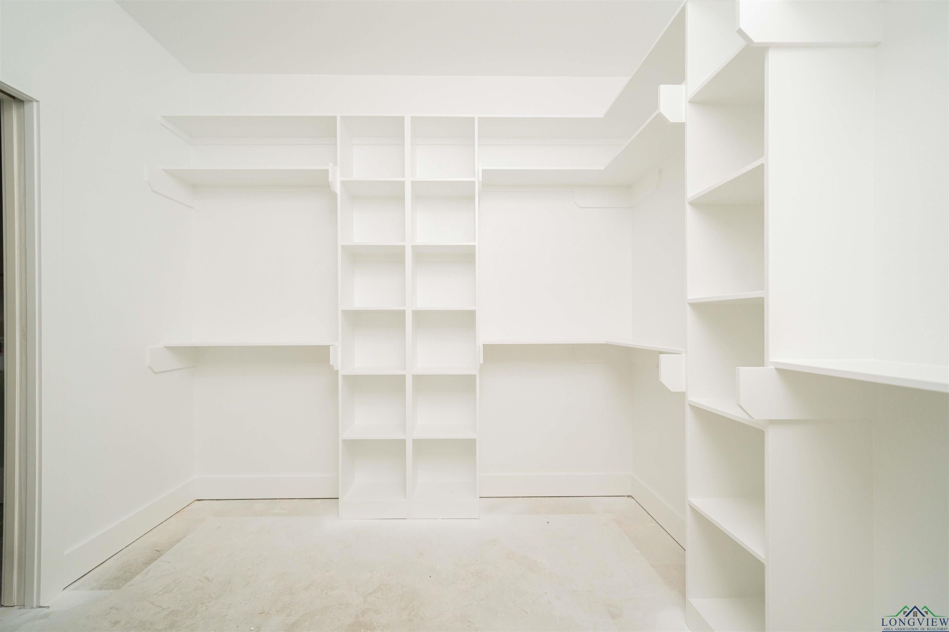 284 Ron Boyett. White Oak, TX 75693