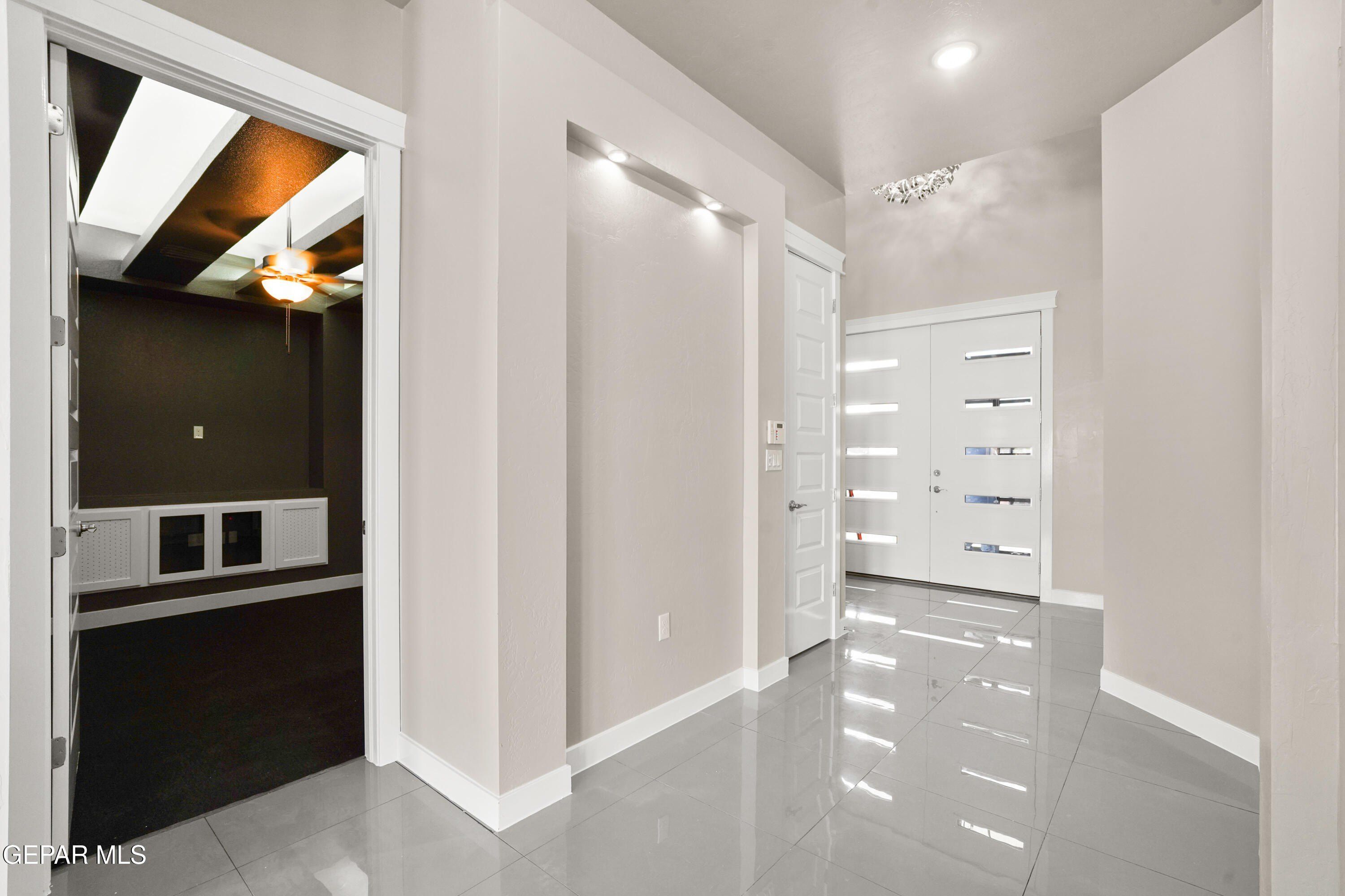 2813 Tierra Garden Drive. El Paso, TX 79938