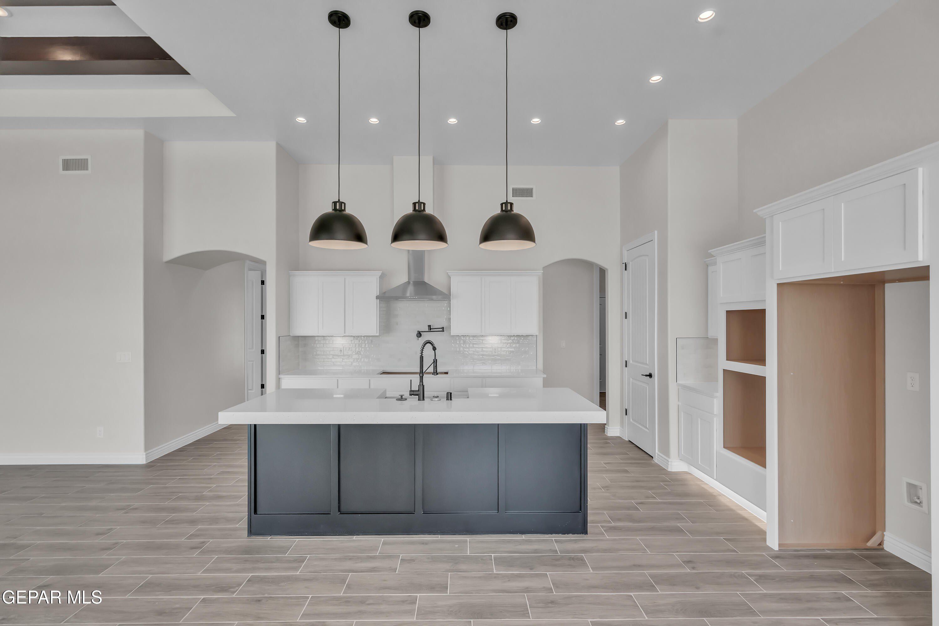 1849 War Path Drive. El Paso, TX 79911