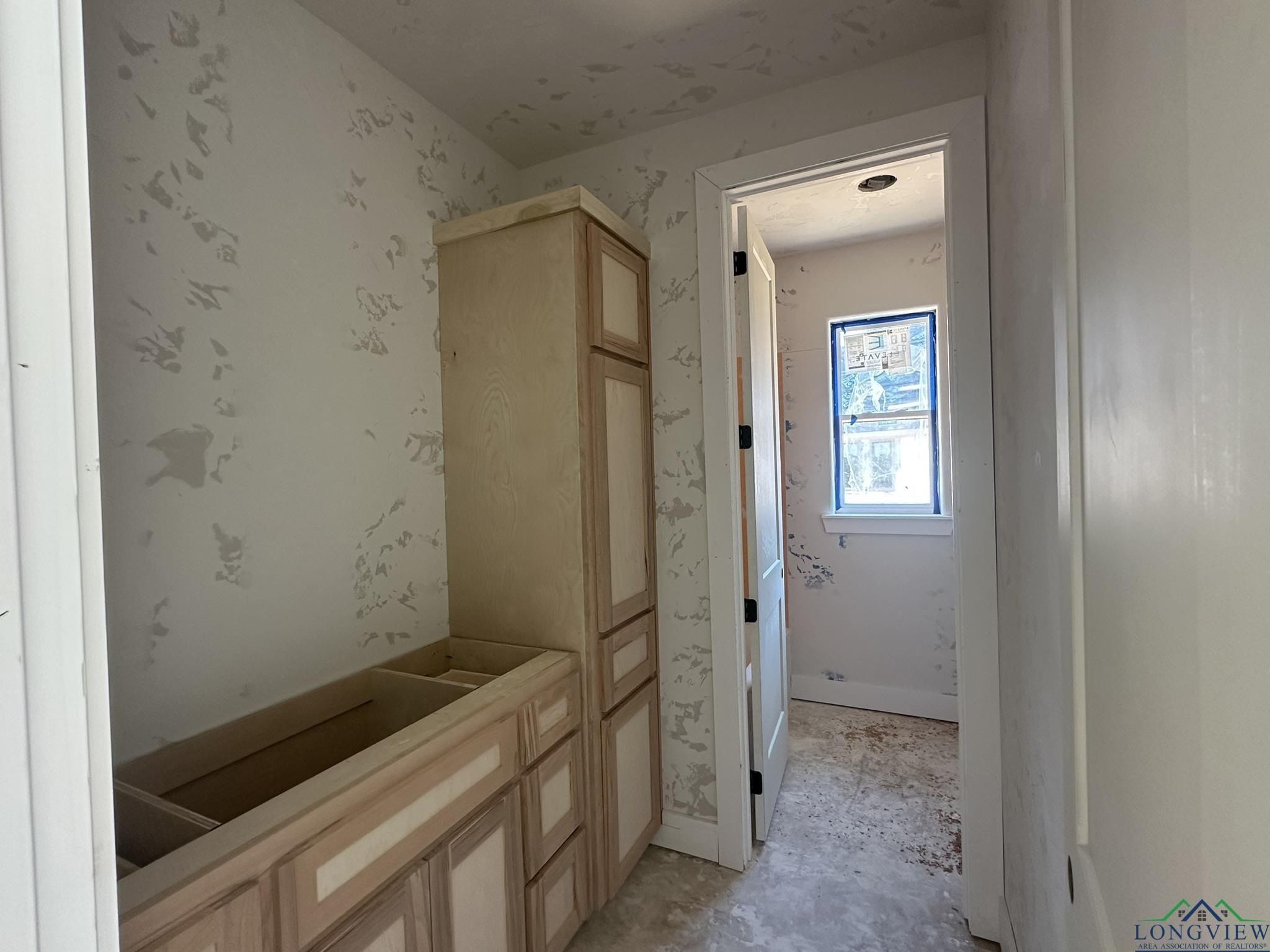 322 Saddle Brook Drive. Hallsville, TX 75650