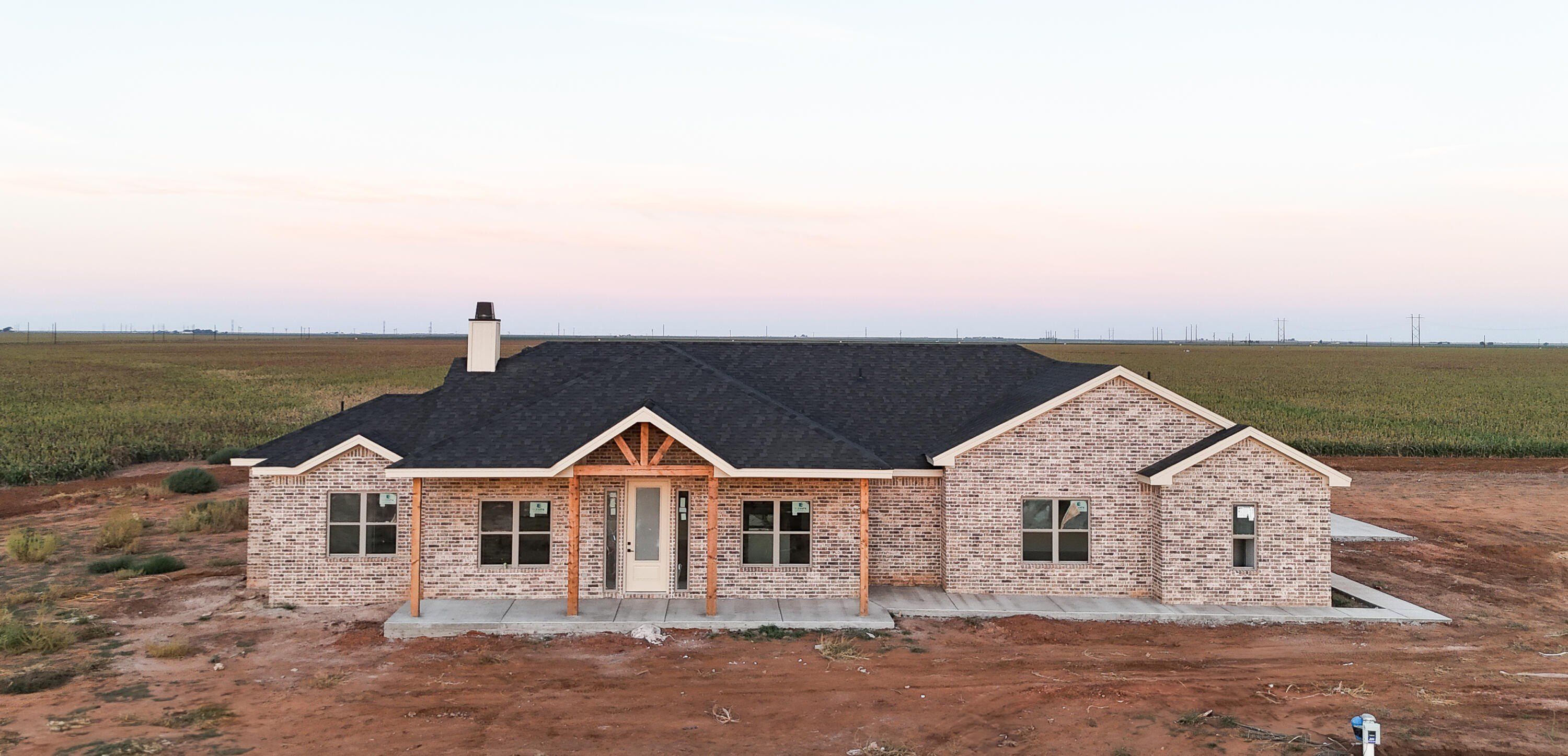 4084 Hawk Road. Ropesville, TX 79358