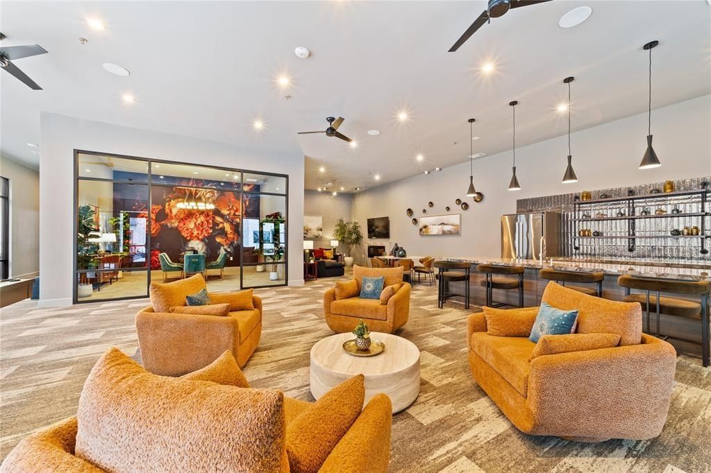 1900 S Ervay Street. Dallas, TX 75215